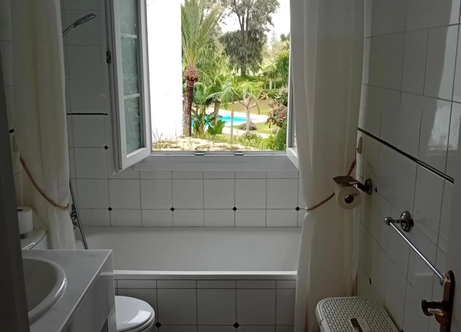 Pajaro Cantor Hoyo 16 Fuengirola Holiday home